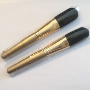 Joan Rivers BEAUTY MAKEUP powder brush 7” new